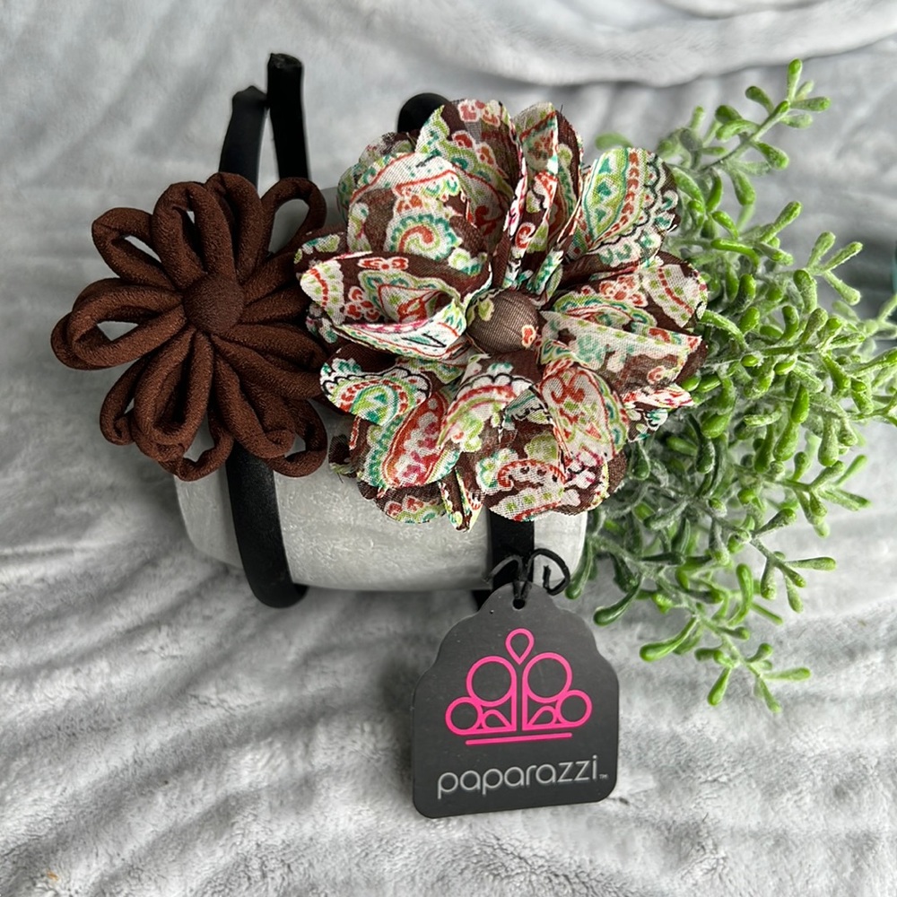 NWT Set of 2 Flower Headbands 🤎